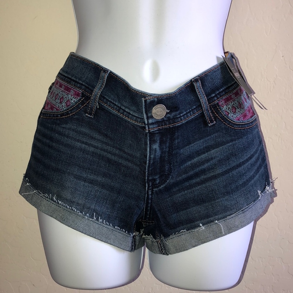 NEW Hollister Pattern Low-Rise Shorts